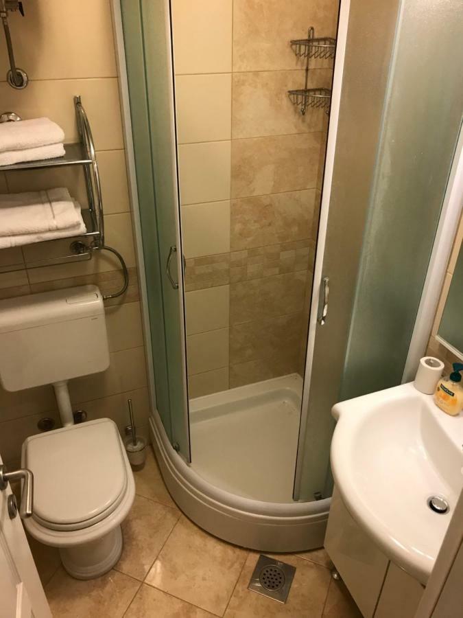 Apartman Dvor Makarska Eksteriør billede